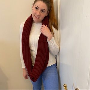 maroon knit J.Crew scarf